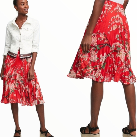 Anthropologie Sunday in Brooklyn Kita Skirt Pleated Cherry Blossom Size Small - Picture 1 of 5